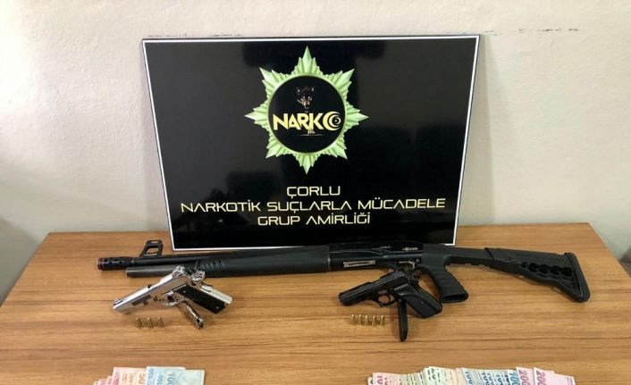 Çorlu’da uyuşturucu operasyonu 4 gözaltı