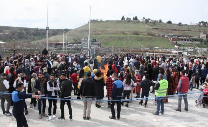 Diyarbakır Büyükşehir Belediyesi baharı ’Küçede Sanat Var’ etkinliğiyle Dicle Vadisinde karşıladı
