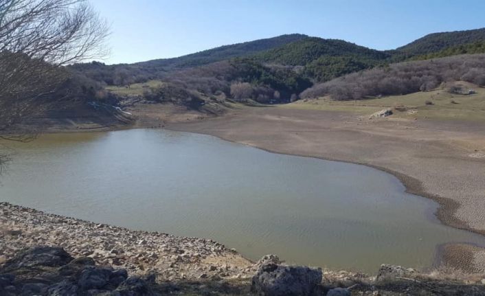 Dumlupınar Göleti’nde su seviyesi alarm veriyor