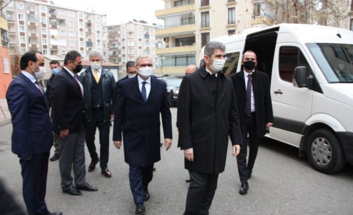 "Dünyada evlatlarını geri istemek kadar masum başka bir duygu olabilir mi?"