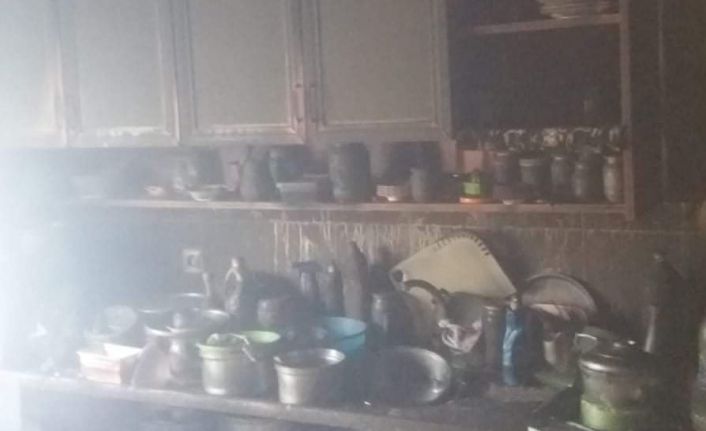 Emet’te korkutan yangın