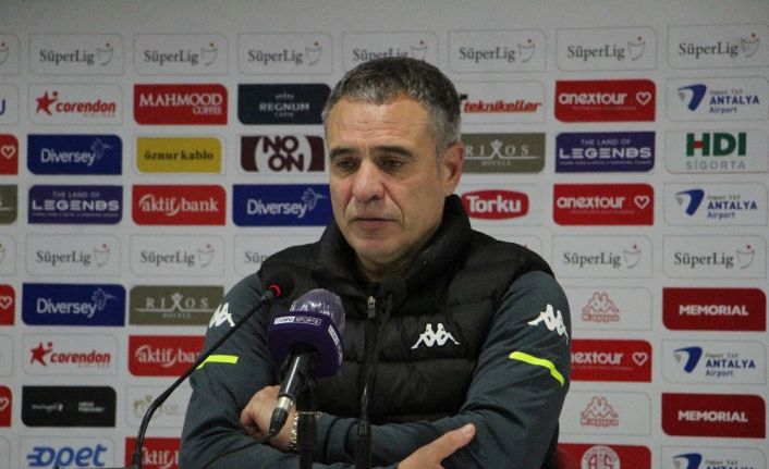Ersun Yanal: "İkinci yarıda kalitesi yüksek bir futbol ortaya koyduk"