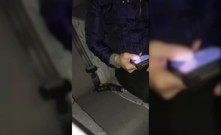 Eşine sosyal medyadan mesaj attığını iddia ettikleri şahsı kaçırarak tehdit ettiler