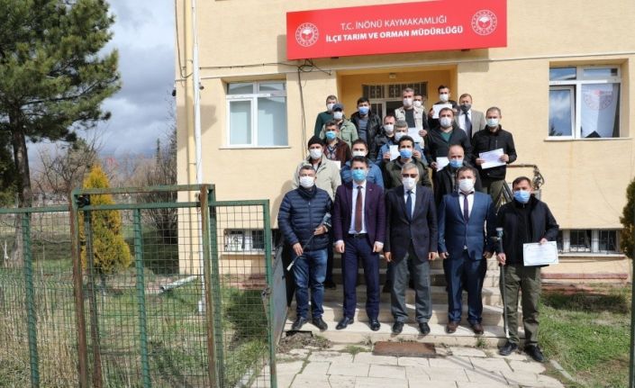 “Etkin ve Verimli Sulama Sistemleri Eğitimi”ne katılan 36 çiftçiye belgeleri teslim edildi