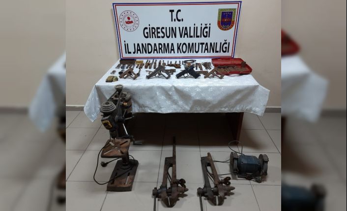 Giresun’da kaçak silah imal eden 3 kişi yakalandı