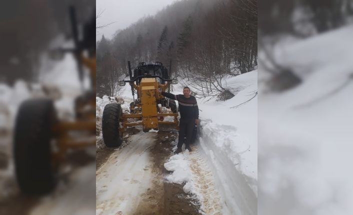 Hem kapalı yolları açıyorlar hem de mahsur kalanları kurtarıyorlar