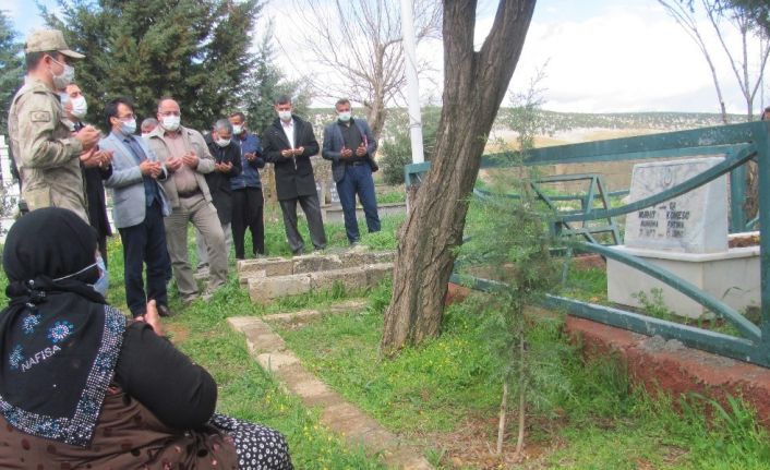 Jandarma şehit ailelerini unutmadı