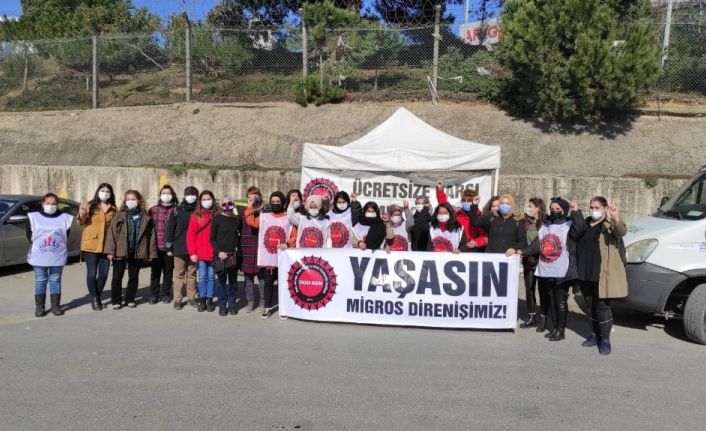 Kadın işçiler işyerinde cinsel tacize uğradıklarını iddia ederek lojistik deposuna araç giriş-çıkışlarını kapattı