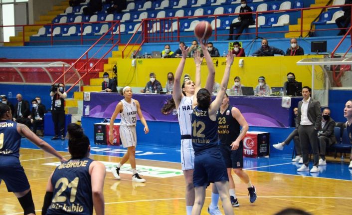 Kadınlar Basketbol Ligi: Hatay Büyükşehir Belediyespor: 70 - Fenerbahçe Öznur Kablo: 91