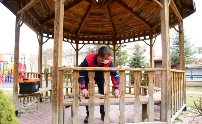 Kahramankazan Belediyesi’nden parklara bahar dokunuşu