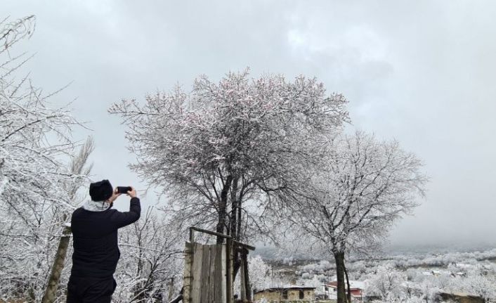 Karabük’te kar yağışı ile birlikte kartpostallık görüntüler ortaya çıktı