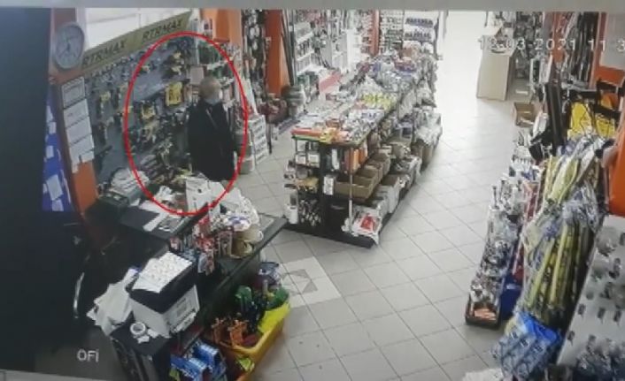 Kartal’daki cep telefonu hırsızlığı kamerada