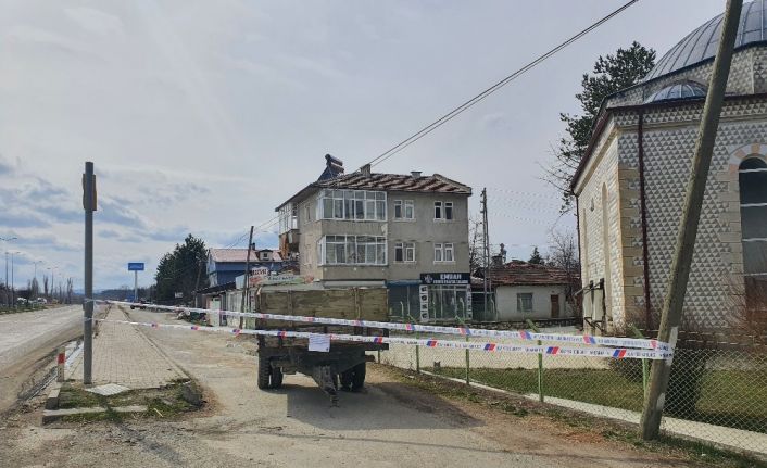 Kastamonu’da ilçe merkezinde yüz yüze eğitime ara verildi, 1 köyde karantinaya alındı
