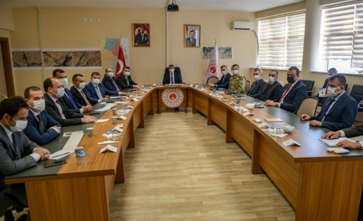 Korona aşısı olan 65 yaş üstü vatandaşların ücretsiz toplu taşıma yasağı kalkacak