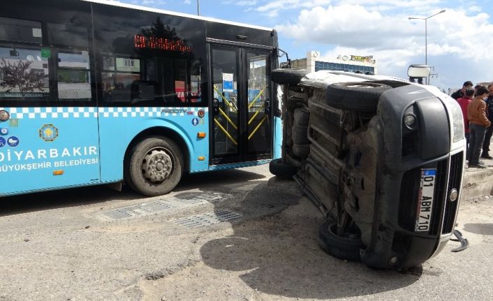Kural ihlali yapıp cep yola girmek istedi, 5 kişinin yaralanmasına neden oldu