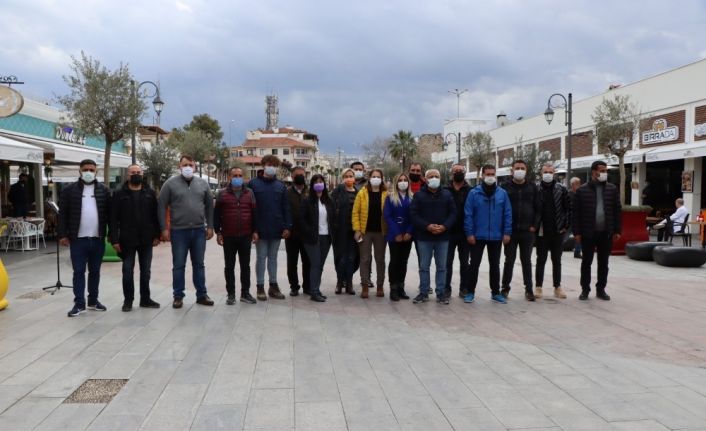 Kuşadası’nda Esnaf ve Çalışanları Derneği kuruldu