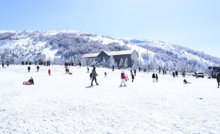 Ladik Akdağ Kayak Merkezi’nde cumartesi günlerine ’rezervasyon hariç’ kısıtlama