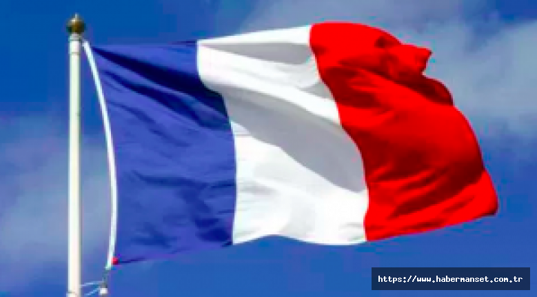 Macron, Cezayirli avukatın Fransız ordusunun işkencesiyle öldürüldüğünü kabul etti