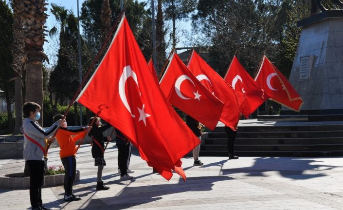 Milas’ta İstiklal Marşı’nın 100.yılı kutlandı