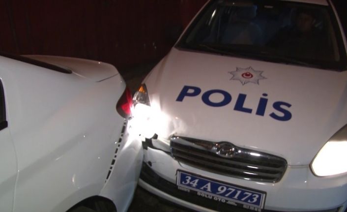 Polisin ’dur’ ihtarına durmayarak kaza yapan şüpheli şahıslar, suç makinesi çıktı