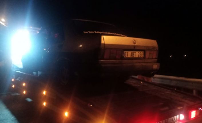 Polisin ’dur’ ihtarına uymayan sürücü 1 saat süren kovalamaca sonunda kaza yaparak yakalandı