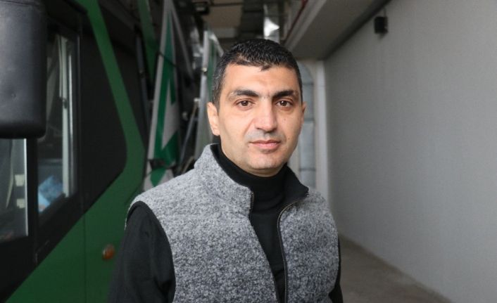 Sakaryaspor Teknik Direktörü Serdar Bozkurt: “İyi oynayamadığımız bir maçı kazandık”