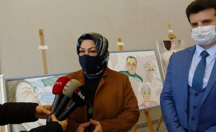 Sancaktepe’de sağlık çalışanlarından 14 Mart Tıp Bayramı’na özel resim sergisi