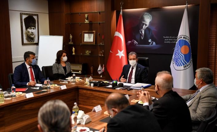 Seçer, meslek odaları ve dernek başkanları ile buluştu