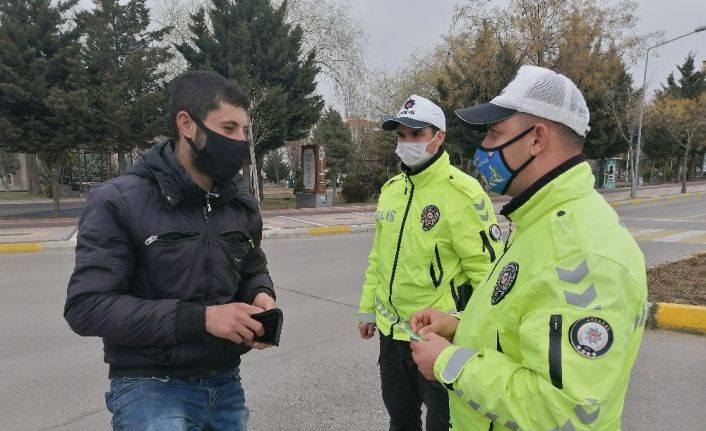 Ters şeride giren bisikletli: “Motorlu araç olmayınca ceza yemem bununla”