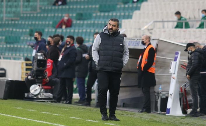 Ümit Özat: “Maç kaybettiğimizde tesiste insan içine çıkmak bile zor oluyor”