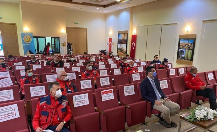 UMKE Arazi Sürüş Teknikleri Eğitimi