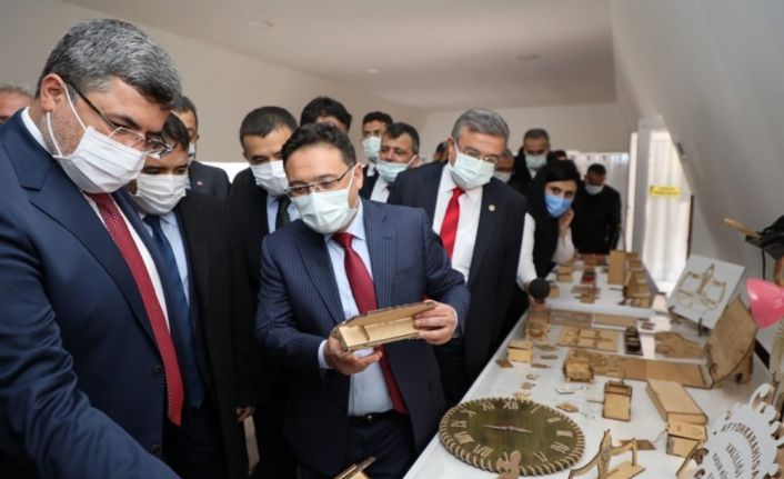 Vali Çiçek: “Türkiye’de kadına bizim kadar önem veren başka bir il yok”