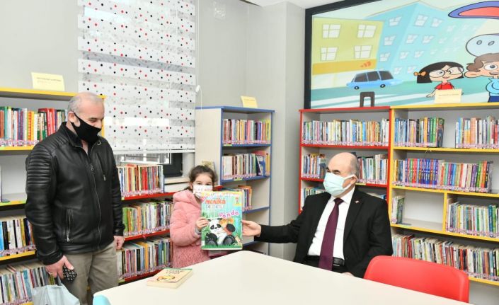 Vali Dağlı: "Samsun’da 315 bin 385 kitapla 16 kütüphanemiz hizmet veriyor"