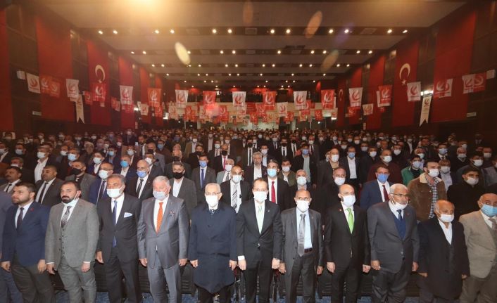 Yeniden Refah Genel Başkanı Erbakan: "Herkesin saadet ve selametini hedefleyen anlayışla geliyoruz"