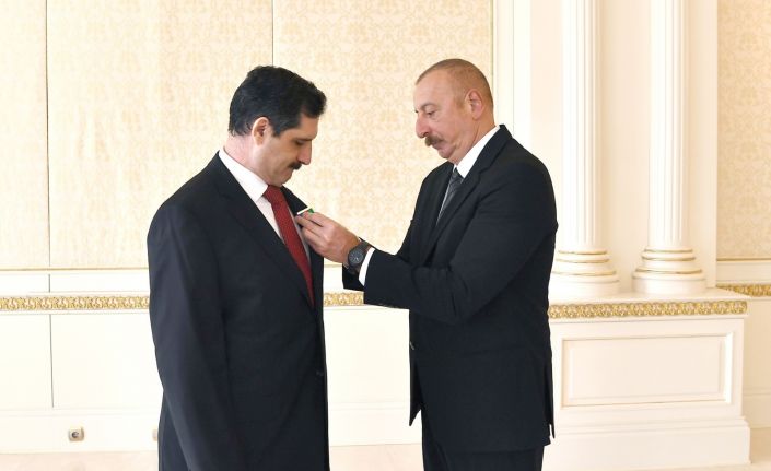 Aliyev’den görev süresi dolan Büyükelçi Erkan Özoral’a Dostluk Nişanı