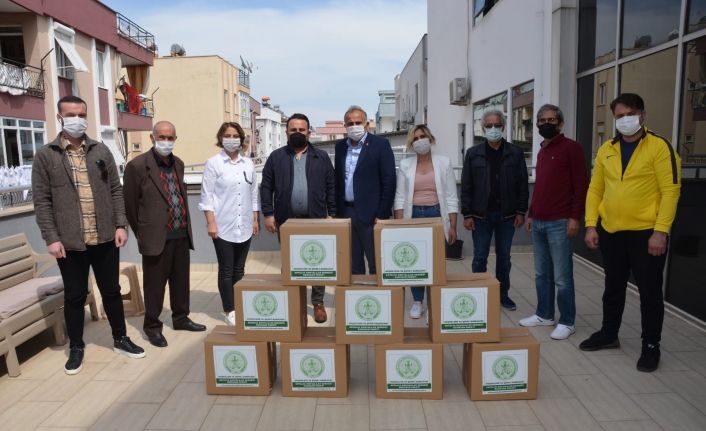 Antalya Konyalılar Derneği’nden 500 aileye destek