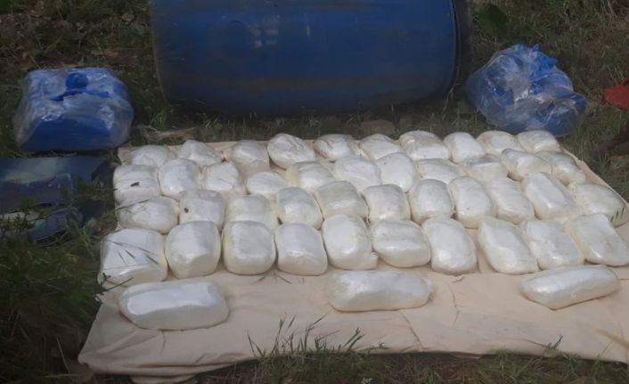 Bakan Soylu açıkladı: "50 kilogram plastik patlayıcı ve patlamaya hazır EYP ele geçirildi"