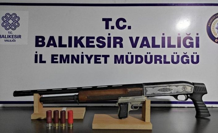 Balıkesir’de polisten 26 şüpheliye ’Huzur’ operasyonu