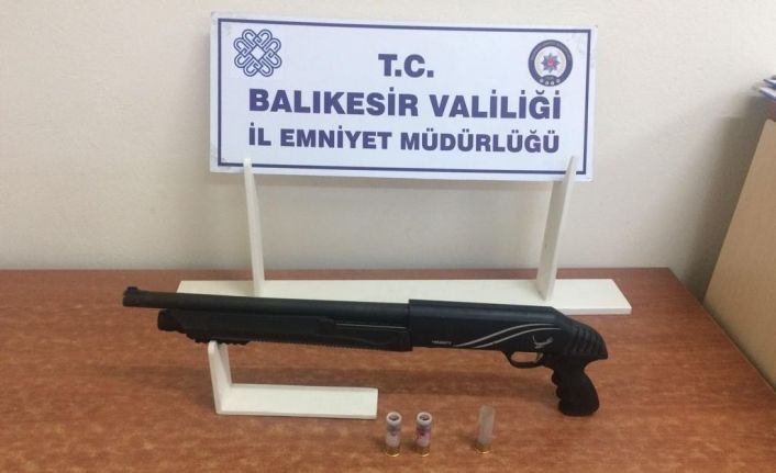 Balıkesir’de polisten 29 kişiye gözaltı