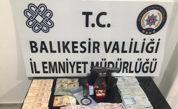 Balıkesir’de polisten ’Huzur’ operasyonu 21 şahsa gözaltı