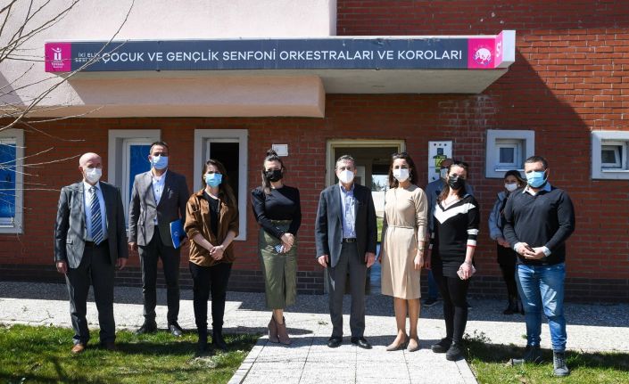 Başkan Ataç, Çocuk Senfoni Orkestrası’nın eğitim merkezini ziyaret etti
