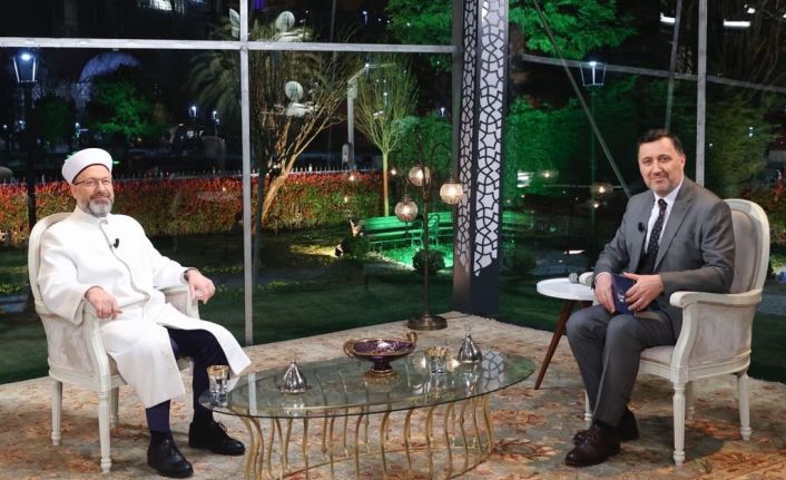 Başkan Erbaş: "Diyanet İşleri Başkanlığı olarak çok güzel bir çalışma yaptık. 5 ciltlik konulu tefsir hazırladık"