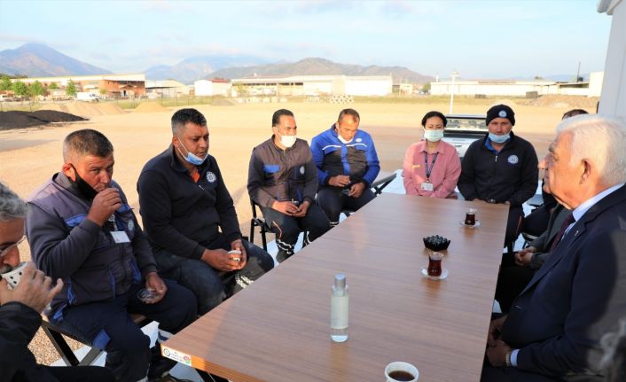 Başkan Gürün, işçilerle yatırım ve projeleri konuştu