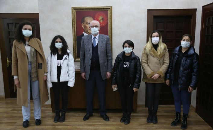 Başkan Kurt: "Kadına yönelik şiddet dünya tarihi için kara bir lekedir"