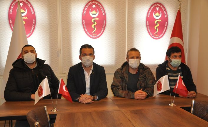 Başkan Ödül, “Veteriner Hekimler Kovid-19 aşısında öncelikli grup içerisinde yer almalı ve ivedilikle aşılanmalıdırlar”