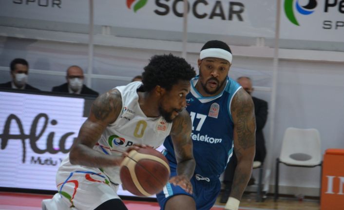Basketbol Süper Ligi: Aliağa Petkim Spor: 65 - Türk Telekom: 71