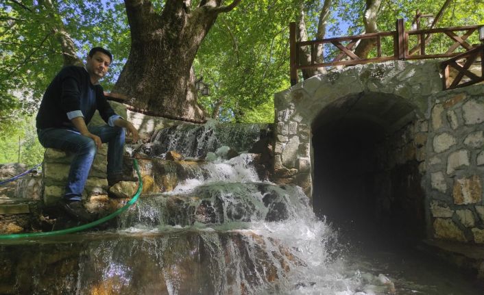 Batman’da Sevek mesire alanı, doğal güzelliğiyle vatandaşları kendine hayran bırakıyor