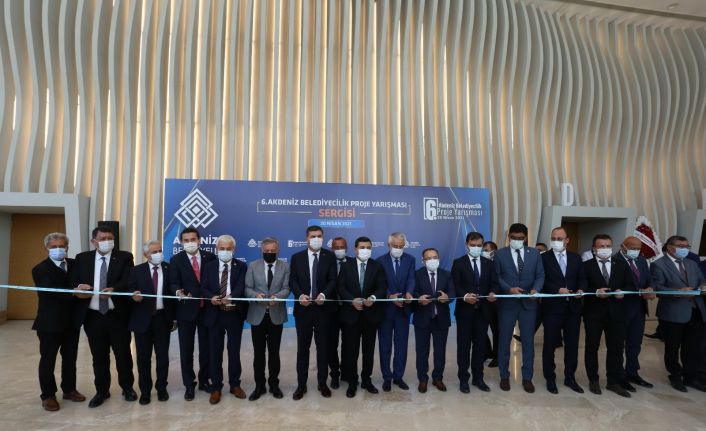 Belediyelerin EN’leri ödüllendirildi