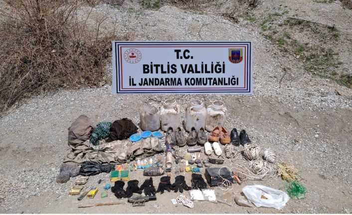 Bitlis’te patlamaya hazır TNT ve inşaat malzemesi ele geçirildi