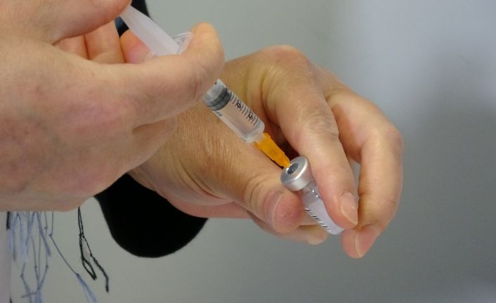 Bursa İl Sağlık Müdürü Fevzi Yavuzyılmaz: "Bursa genelinde 730 bin dozu aşkın aşılama yaptık"